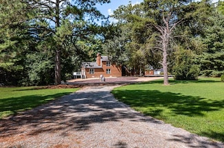 710 Train Ln, Heathsville, VA 22473