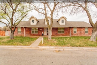 2402 Liberty Ln, Enid, OK 73703