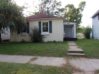 927 S 33rd St, South Bend, IN 46615