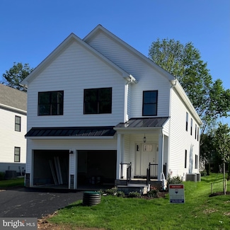 403 Taylor St, Media, PA 19063