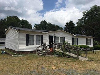 424 Eagle Springs Rd, Eagle Springs, NC 27242