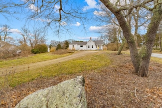 200 Sesuit Neck Rd, Dennis, MA 2638
