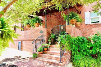 2704 Flanders St, Oxford, MS 38655