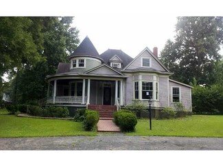103 Sycamore St, Whiteville, TN 38075