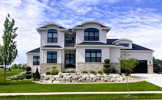 4922 Saint Annes Dr, Waunakee, WI 53597