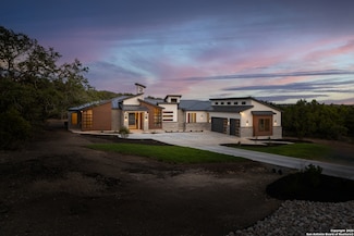 1758 Paradise Pkwy, Canyon Lake, TX 78133