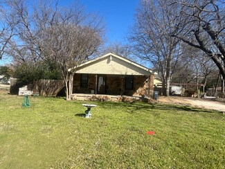 820 Stamps Ave, Fort Worth, TX 76114