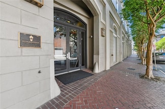 840 Tchoupitoulas St Unit 215, New Orleans, LA 70130