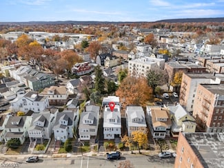 25 38th St, Irvington, NJ 07111