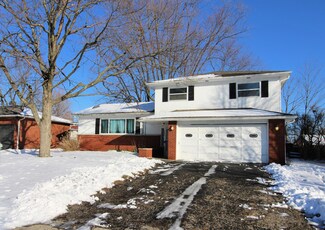 5694 Lindenwood Rd, Columbus, OH 43229