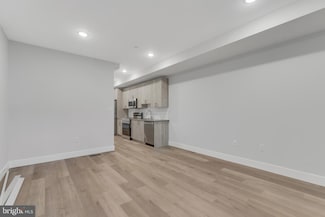 3221 N 13th St Unit D, Philadelphia, PA 19140