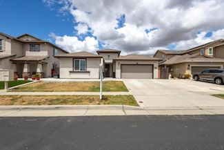 9581 Ballinger Dr, Sacramento, CA 95829