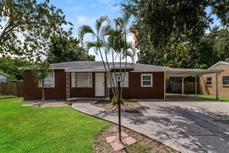 2411 22nd Ave W, Bradenton, FL 34205