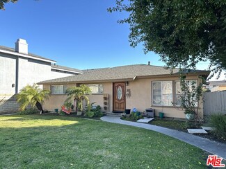 4272 Green Ave, Los Alamitos, CA 90720