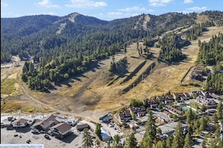 43000 Clover Dr Unit 22, Big Bear Lake, CA 92315