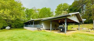 89 Roberson Rd, Blairsville, GA 30512