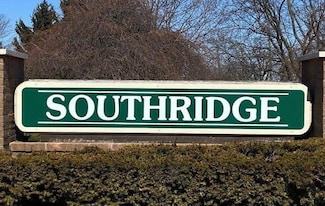 61025 Greenwood Dr Unit 173, South Lyon, MI 48178