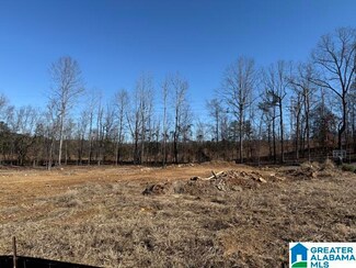 2037 Highland Gate Way Unit 26, Hoover, AL 35244