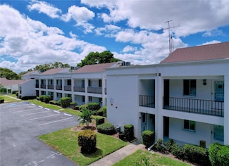 2060 Marilyn St Unit 211, Clearwater, FL 33765