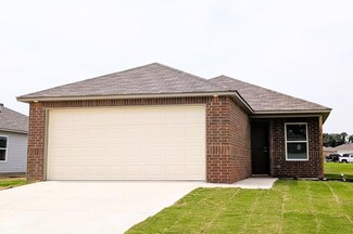 5116 Yukon Dr, Jonesboro, AR 72401