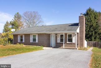913 Clearview Ave, Hampstead, MD 21074