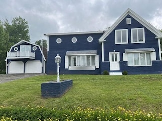 37 Hampden Rd, Carmel, ME 04419