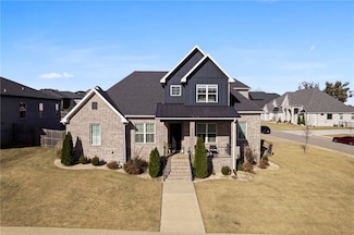 8001 W Bancroft St, Rogers, AR 72758