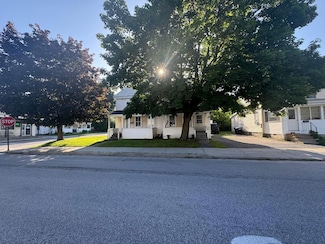 137 Park St, Bennington, VT 05201