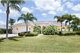 28423 Verde Ln, Bonita Springs, FL 34135