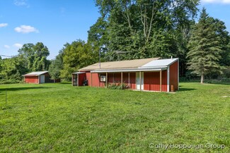 4154 Olmstead Rd, Ionia, MI 48846
