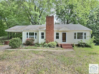 123 Salmon St, Martinsville, VA 24112