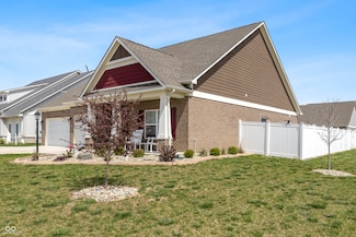 3629 S Meadows Ln, New Palestine, IN 46163