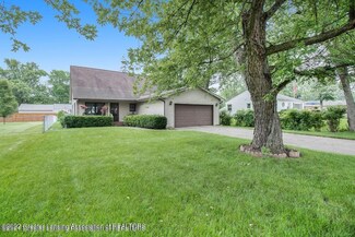 420 Iris Ave, Lansing, MI 48917