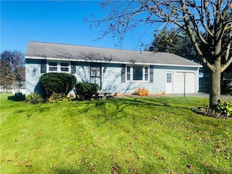 122 Charles Dr, Camillus, NY 13031