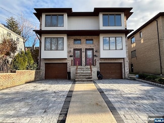 2420 Rossett St Unit A, Fort Lee, NJ 07024