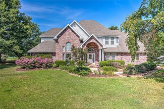 18439 Clear Water Rd, Fayetteville, AR 72704