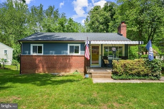 1826 Hylton Ave, Woodbridge, VA 22191