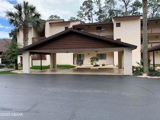 275 Indigo Dr Unit 105, Daytona Beach, FL 32114