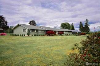 723 Gish Rd, Onalaska, WA 98570
