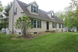 137 Quanapoag Rd, East Freetown, MA 02717