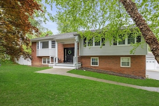 36 Birch Dr, Brewster, NY 10509