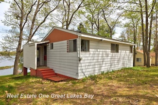 3202 Henry St, National City, MI 48748