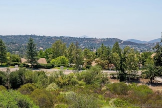 2617 Lobelia Rd, Alpine, CA 91901