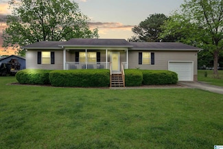 5421 Etta Dr, Mount Olive, AL 35117