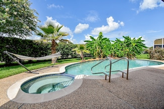 1006 Pointe Loma Dr, Sugar Land, TX 77479
