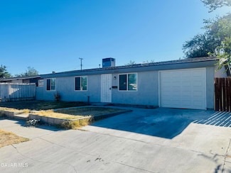 45503 Gadsden Ave, Lancaster, CA 93534