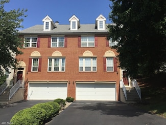2 Harrier Ct, Wayne, NJ 07470