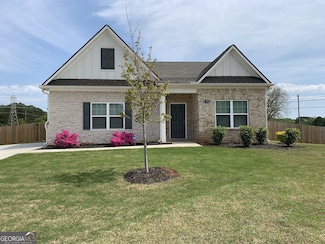 594 Meadows Farm Dr, Monroe, GA 30655