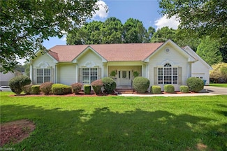 3382 Rebecca Dr, Summerfield, NC 27358