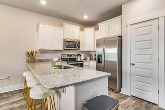 1614 Iroquois Ct, Pensacola, FL 32534